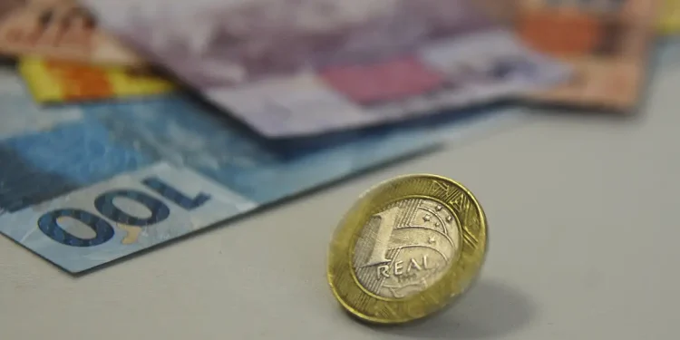 Receita paga lote da malha fina do Imposto de Renda nesta segunda (31)