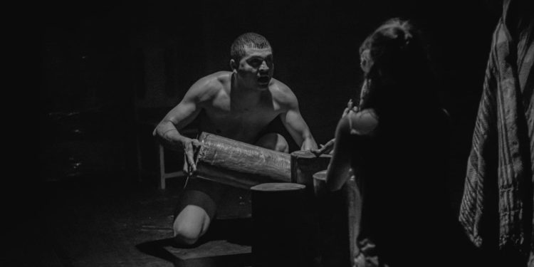 Companhia Soufflé de Bodó lança Programa 2025 com a peça ‘Alice Músculo + 2’