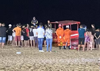 Adolescente morre afogado após mergulhar na Ponta Negra