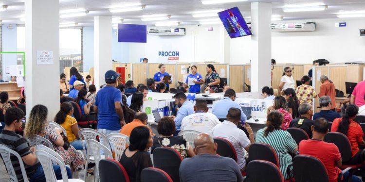 Procon-AM promove 4º Feirão Limpa Nome para regularizar dívidas de água e energia