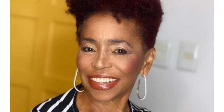 Jornalista e apresentadora Wanda Chase morre ao passar por cirurgia em Salvador