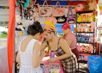 Feira do Empreendedor da prefeitura tem edição temática de Páscoa e cultura geek