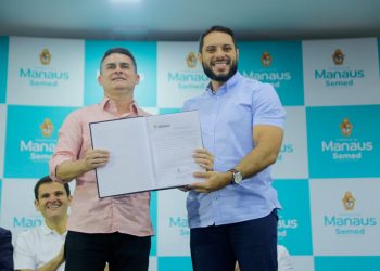 Semed de David Almeida tem novo secretário e subsecretário