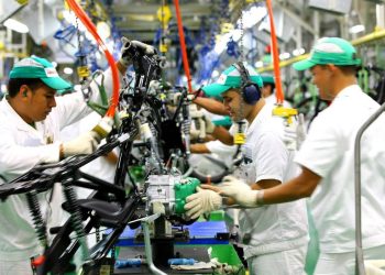 Atividade econômica brasileira cresce 0,4% em fevereiro