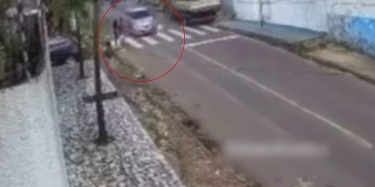 Idosa morre após ser atropela da na faixa de pedestre em Manaus