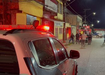 Homem é assassinado na frente da esposa e filha no conjunto Manoa