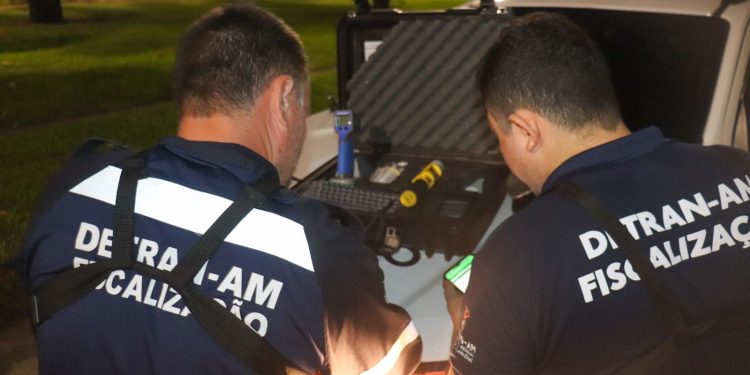 Detran-AM registra 968 autuações durante fiscalizações no feriado do dia do trabalhador