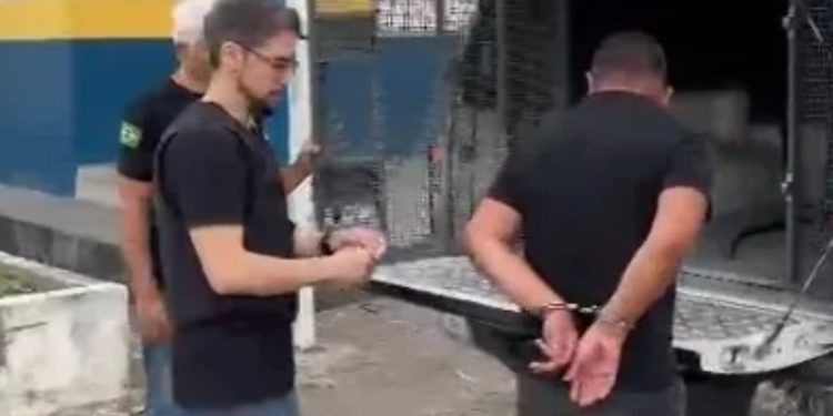 Homem é preso em flagrante após invadir casa da ex e violar medida protetiva em Manaus