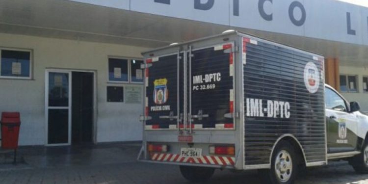 Facadas e afogamento: homens são encontrados mortos nos bairros Tarumã e São José no último domingo, 4