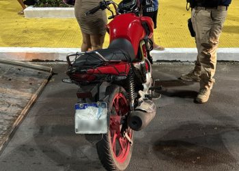 Operação do Detran-AM autua 41 condutores e remove 10 veículos em Manaus