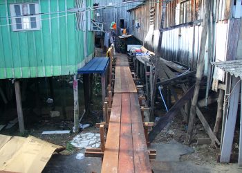 Novas pontes são construídas nos bairros São Jorge e Educandos