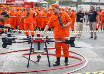 Corpo de Bombeiros do AM contará com primeiro drone desenvolvido para o combate a incêndios