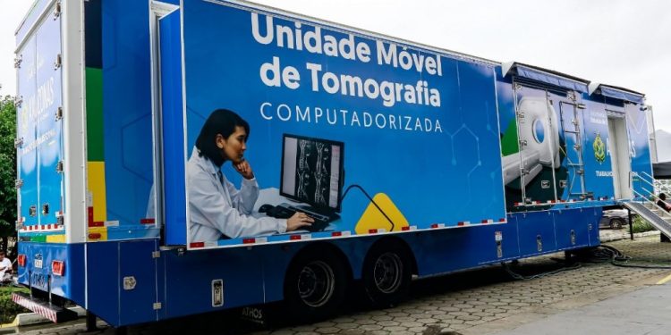 Carretas da Saúde chegam às zonas norte e centro-oeste de Manaus