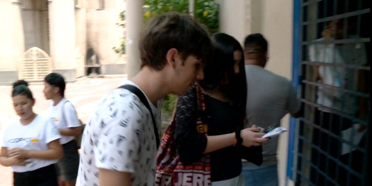 Enem 2025: prazo para pedir isenção da taxa acaba nesta sexta