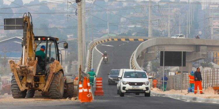 Viaduto Rei Pelé tem novas datas de inauguração