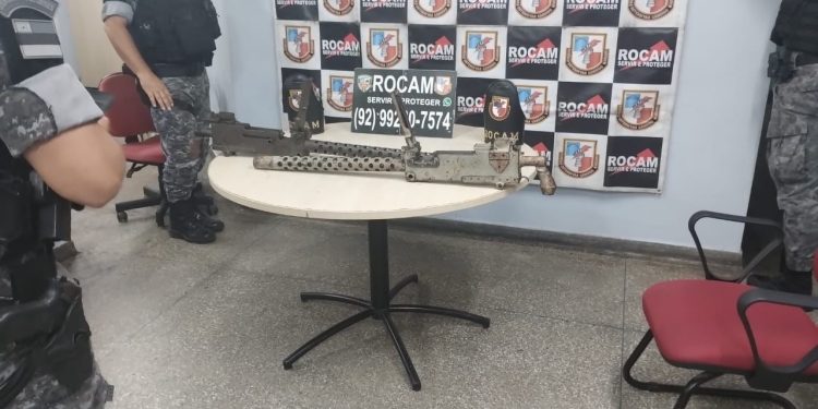 MP recorre contra decisão que colocou em liberdade policial preso com metralhadoras de uso restrito