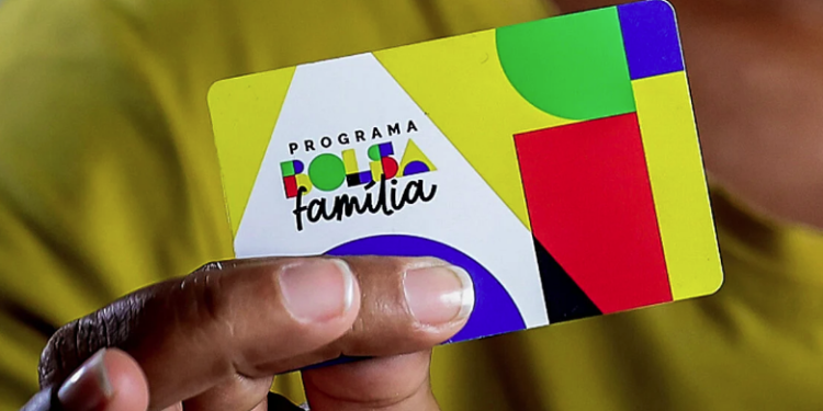 Governo altera regra de transição do Bolsa Família
