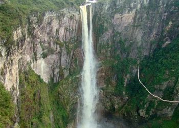 Vídeos: Expedição entre amigos na Serra do Aracá termina em emergência