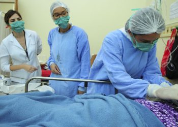 Câmara aprova aumento de pena para crime contra profissionais de saúde