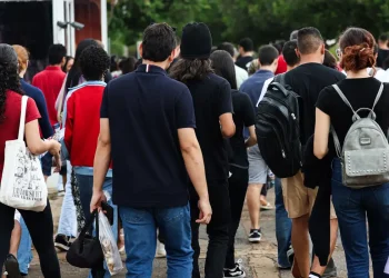 Estudantes têm até as 23h59 desta sexta para fazer a inscrição no Enem