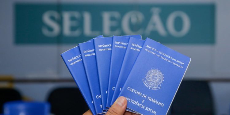 Sine Manaus oferta 214 vagas de emprego nesta segunda–feira, 30/6-1