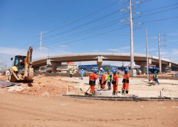 Prefeitura de Manaus intensifica obras no complexo viário Rei Pelé com equipes qualificadas e múltiplas frentes de trabalho9314_862a9841fe_c
