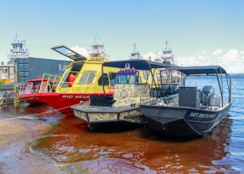 SSP-AM faz entrega de novas lanchas da PMAM, PC-AM e CBMAM