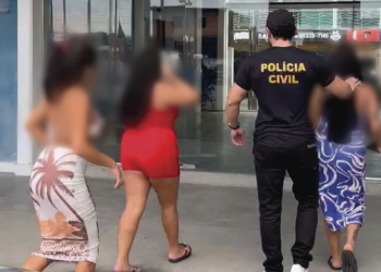 Vídeos: Polícia prende três mulheres por tentativa de homicídio contra duas irmãs em adega de Manaus