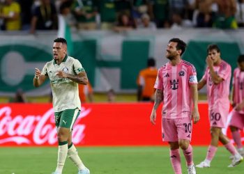 Palmeiras arranca empate com Miami e avança em primeiro no Grupo A