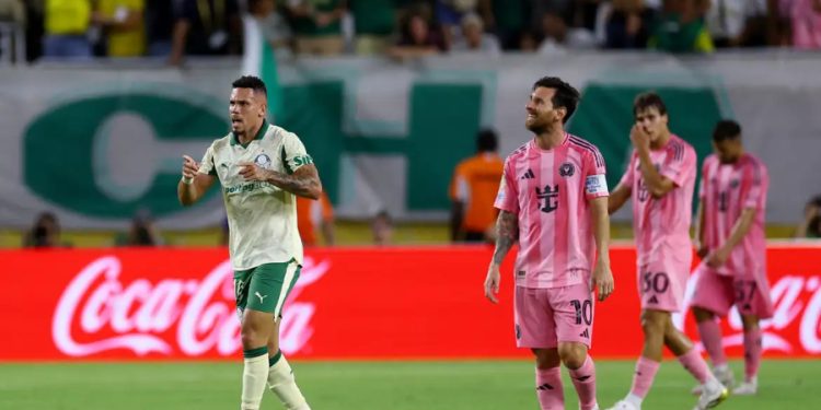 Palmeiras arranca empate com Miami e avança em primeiro no Grupo A