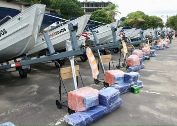 Entrega de novas lanchas reforçam Assistência Social no Amazonas