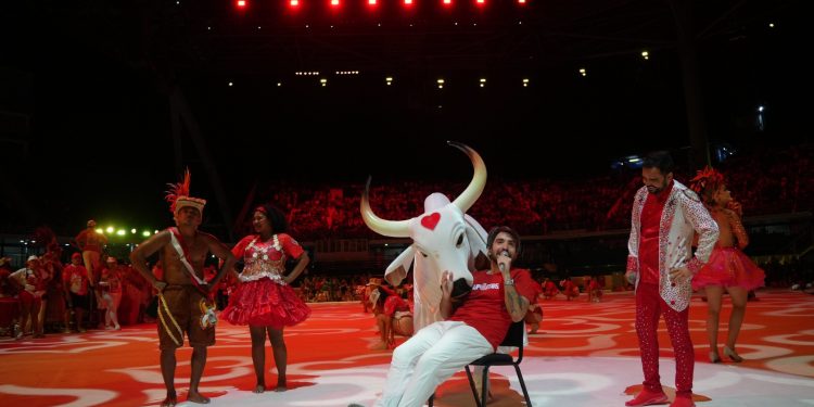 Festival de Parintins 2025: Boi Garantido promove explosão de alegria e torcida lota os dois lados em ensaio técnico no Bumbódromo