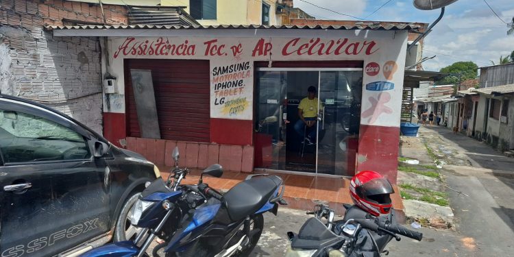 RecuperaFone: Polícia Civil prende donos de assistência técnica por receptação qualificada de 224 celulares