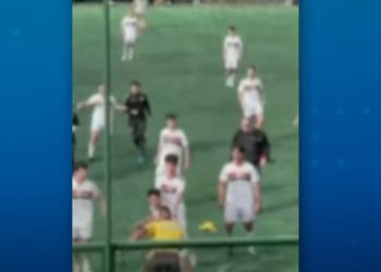 Vídeo: partida do sub-17 termina em pancadaria entre equipe de arbitragem e jogadores