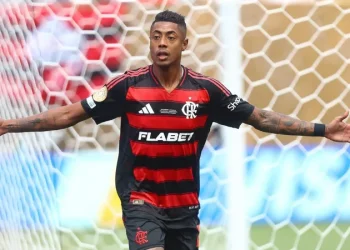 Bruno Henrique projeta jogo com o Bayern e fala sobre decisões: “Minha mente se blinda”