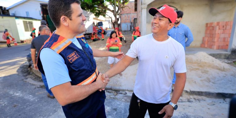 Vice-prefeito de Manaus acompanha primeiras ações do ‘Mutirão no Bairro’ no Tancredo Neves