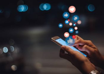 Consulta pública sobre regulação de redes sociais vai até o dia 17