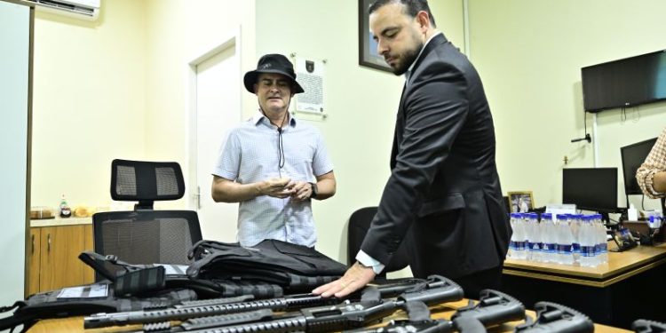 Segurança em Manaus é reforçada com novos armamentos e equipamentos para a Guarda Municipal