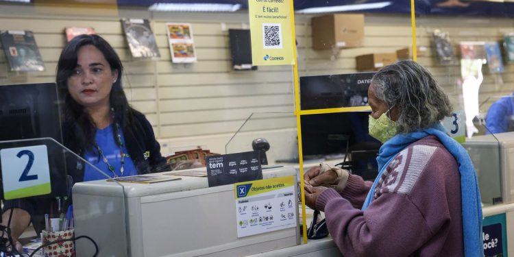 INSS: reembolso de descontos ilegais começa nesta quarta-feira