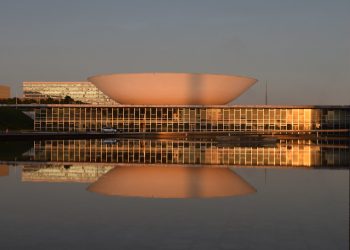 Imposto de Renda: Comissão da Câmara aprova isenção para quem ganha até R$ 5 mil