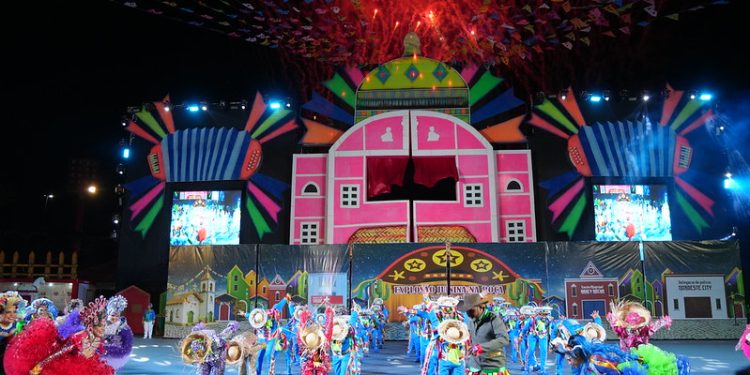 Festival Folclórico do Amazonas vive mais uma noite vibrante de tradição, ancestralidade e inclusão
