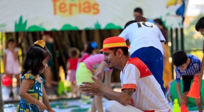 Festival de Férias: Cultura e criatividade para crianças e famílias durante recesso escolar