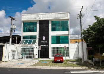 Prefeitura anuncia suspensão da paralização de ônibus em Manaus