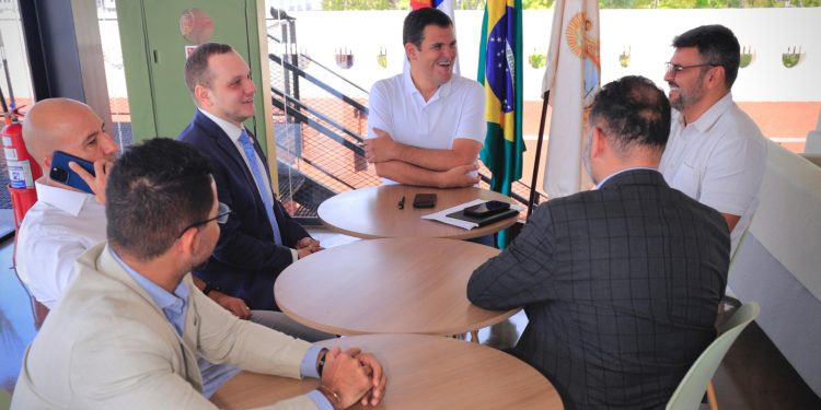 Imagem do Primeira parcela do 13º salário dos servidores de Manaus é antecipada e paga nesta sexta-feira, 18/7 à(s) 12.59.31_69891002