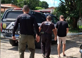 Homem é preso por descumprir medida e perseguir ex-companheira em Parintins