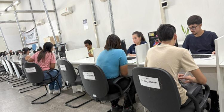 Sine Amazonas divulga 140 vagas de emprego para esta sexta-feira