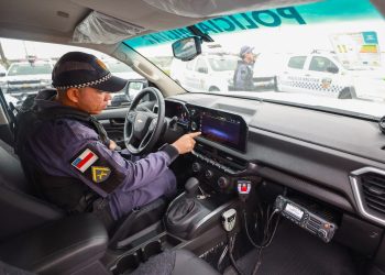 Viatura com Sistema Paredão recupera carro com restrição de roubo no Alvorada