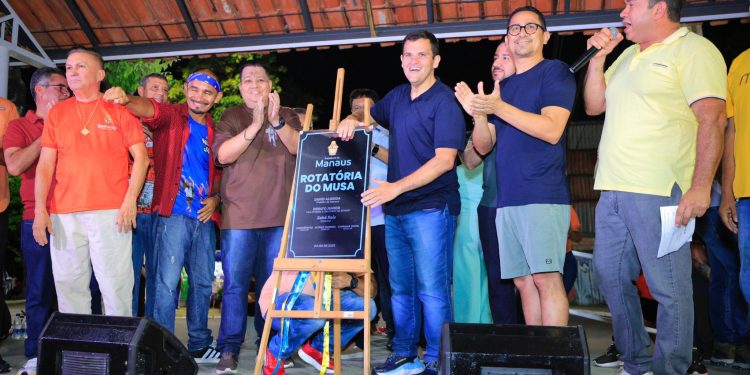 Nova rotatória do Musa é entregue com espaço para zumba e caminhada