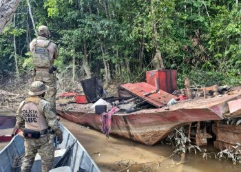 PF, ICMBio e FUNAI desmantelam garimpo ilegal em leitos de rios da Amazônia Ação conjunta inutiliza e apreende dragas, mercúrio e redes de comunicação usadas na mineração clandestina. O impacto ambiental atinge a fauna silvestre, povos e comunidades tradicionais