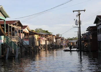 Em Manaus, rio negro inicia período de vazante após pico de 29,05 metros em 2025